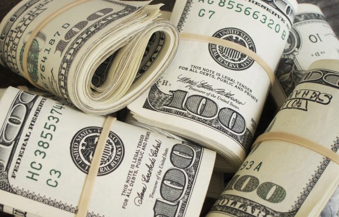 ڈالر ملکی تاریخ میں بلند ترین سطح 167.5 پر پہنچ گیا