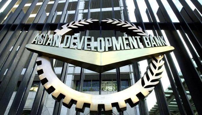 ایشیائی ترقیاتی بینک پاکستان کو رواں سال 2.7 ارب ڈالر قرض دے گا