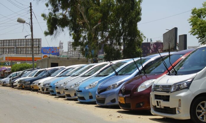حکومت نے سیکنڈ ہینڈ گاڑیوں کی فروخت پر بھاری ٹیکس عائد کر دیا