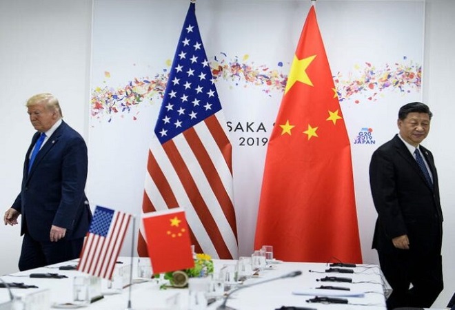چینی کمپنیوں کو امریکی سٹاک مارکیٹ سے مکمل باہر کرنے کیلئے ٹرمپ نے بل پر دستخط کر دئیے