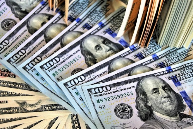 روپے کو بدترین دھچکا، امریکی ڈالر تاریخ کی بلند ترین سطح پر پہنچ گیا