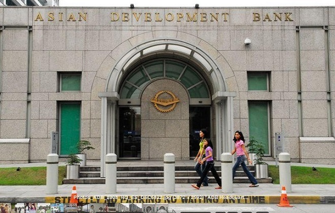 ایشیائی ترقیاتی بینک نے 2 ارب ڈالر کے بین الاقوامی بانڈز جاری کر دئیے