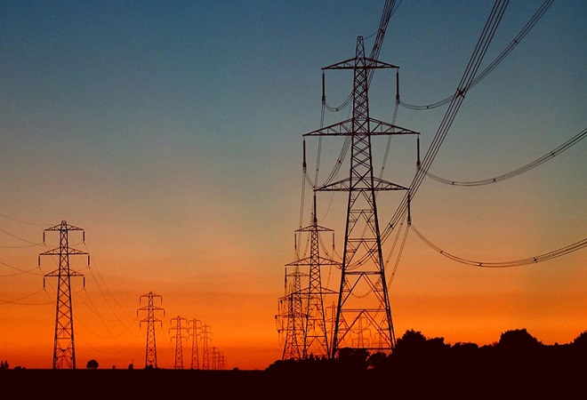 بجلی کی 10 تقسیم کار کمپنیاں نجی سیکٹر کے حوالے کرنے کا فیصلہ